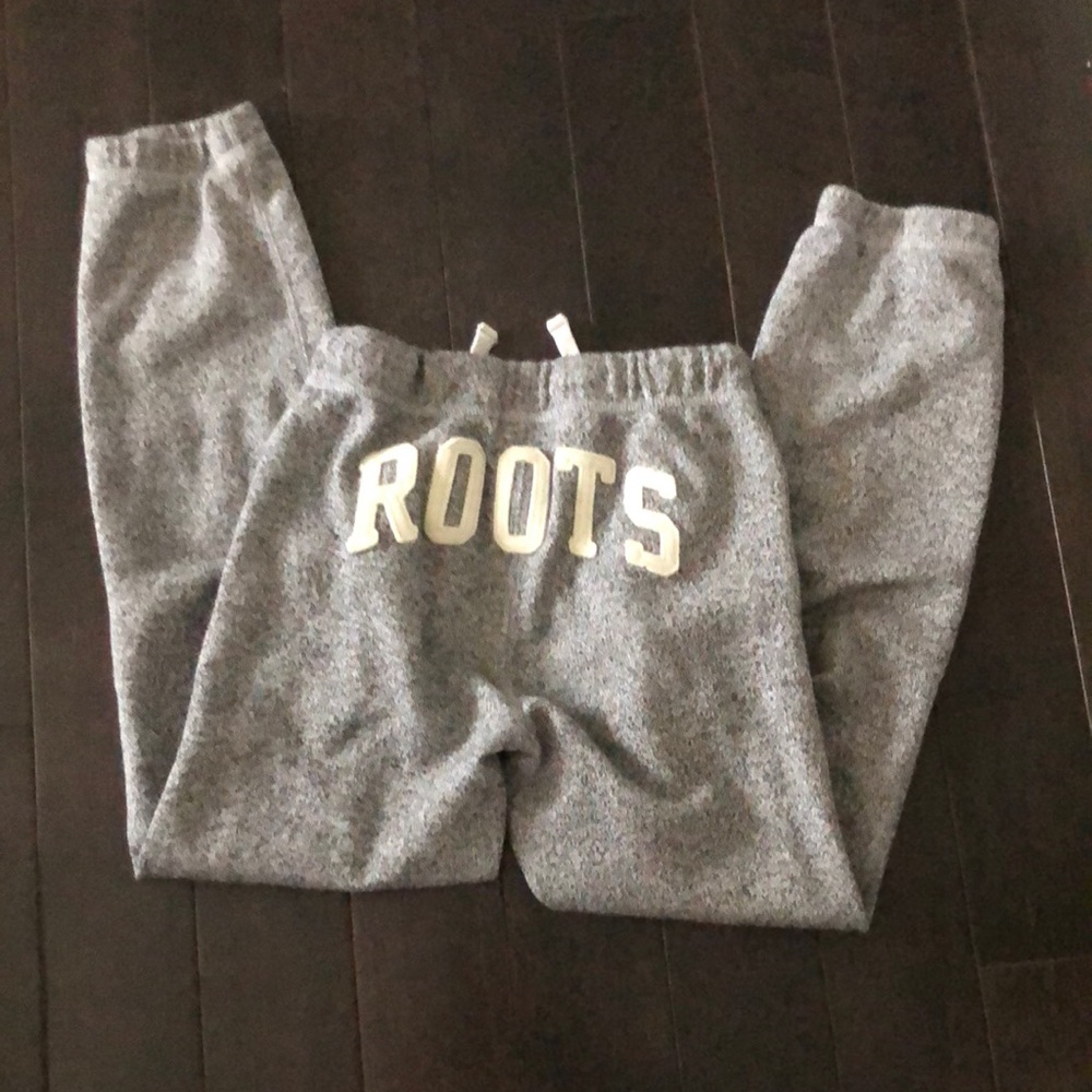 Roots salt and pepper kids size 10 joggers